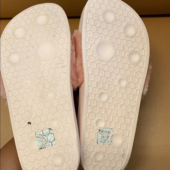 Fenty Puma Slides - Picture 4 of 7